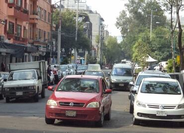 Autos con engomado rosa no circulan este martes, 28 de septiembre