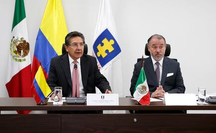 Firma PGR convenio con Fiscalía de Colombia