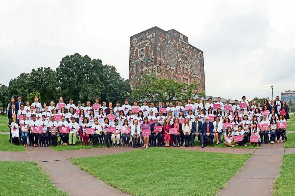 El rector de la UNAM, Enrique Graue Wiechers, firmó el convenio de adhesión a la plataforma He For She: movimiento solidario para la igualdad de género de ONU-Mujeres, para respaldar la paridad de género en la Universidad (UNAM)