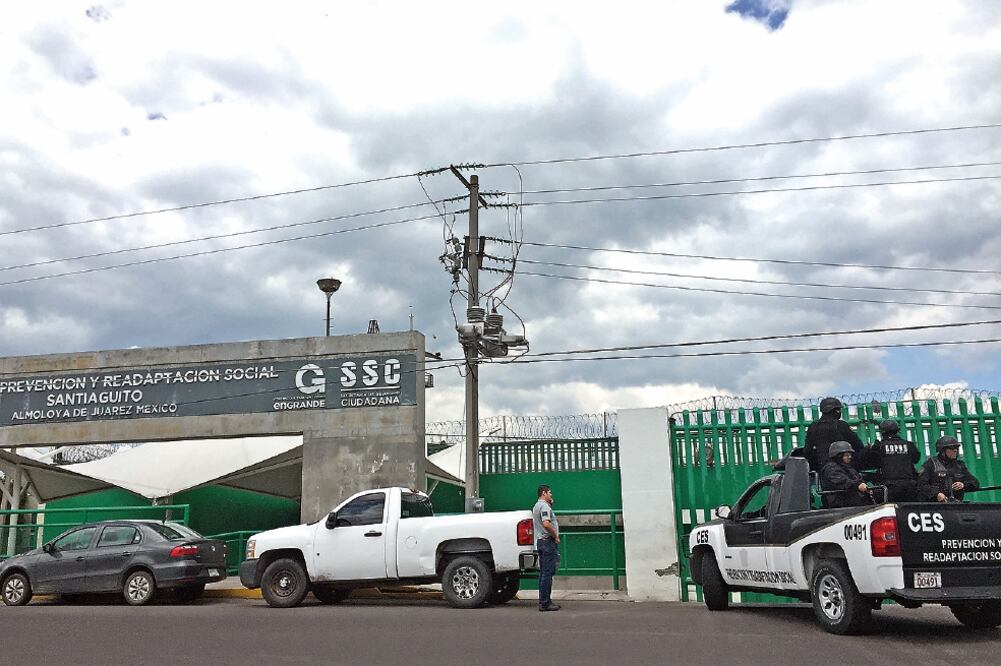 El alcalde con licencia de Naucalpan, David Sánchez, espera ser recluido en el penal de Santiaguito de Almoloya de Juárez (REBECA JIMÉNEZ. EL UNIVERSAL)