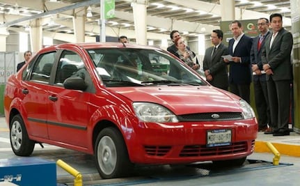 Estrenan modelo de verificación vehicular en el Edomex