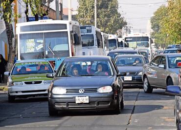 Este jueves 29 de agosto no circulan autos con engomado verde