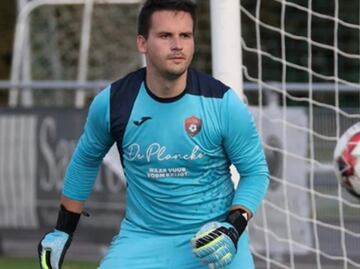 Tragedia en Bélgica; un portero murió en pleno partido después de atajar un penalti