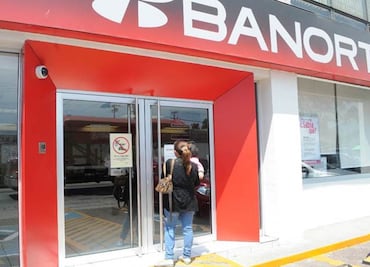 Falla Microsoft: Sucursales podrían tener servicios no disponibles: Banorte; ABM reporta operaciones con normalidad