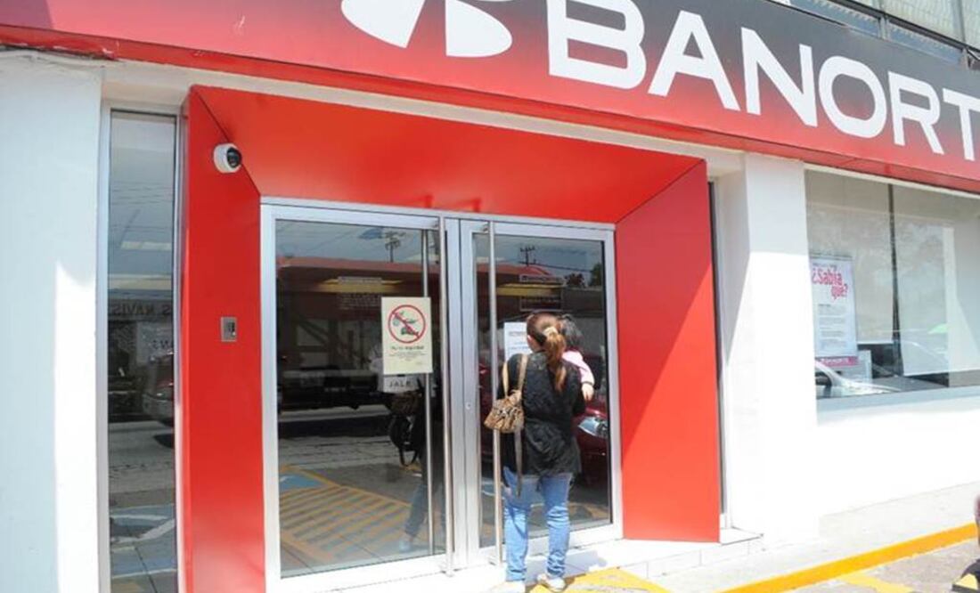 Banorte indicó que en el caso de las sucursales, algunos servicios podrían no estar disponibles. Foto: archivo