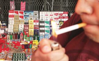 Siete cárteles controlan mercado negro de tabaco en México; obtienen hasta 20 mil mdp al año: Defensorxs