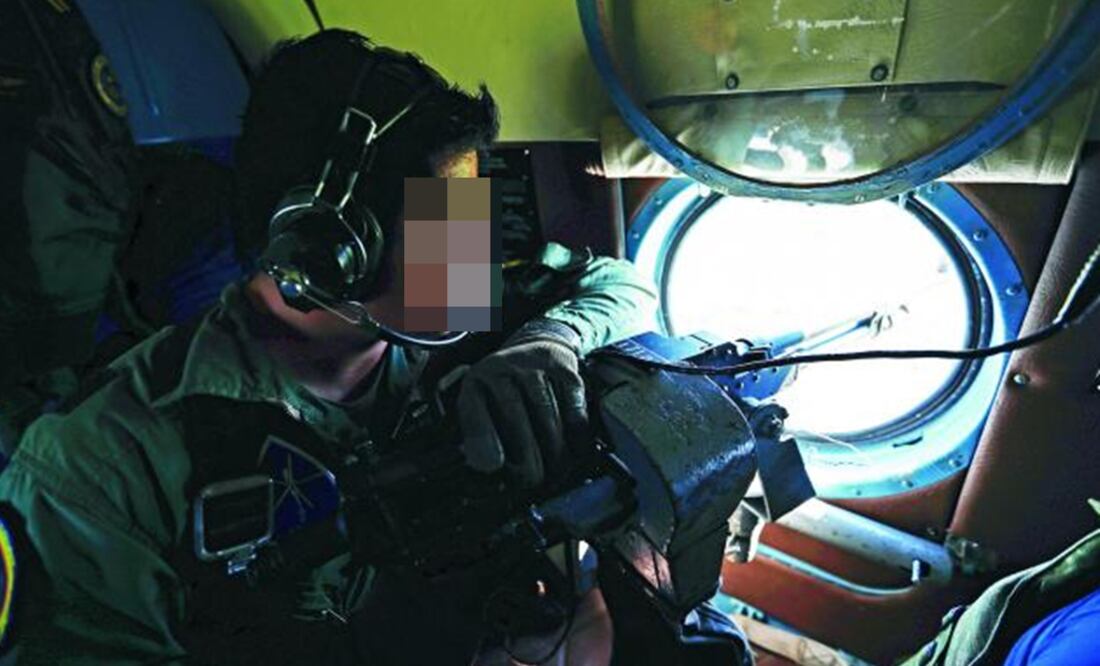 Elementos de la 9/a. Zona Militar del Ejército Mexicano efectúan recorridos aéreos en Badiraguato, Sinaloa, en busca de plantíos de marihuana y amapola (IVÁN STEPHENS)