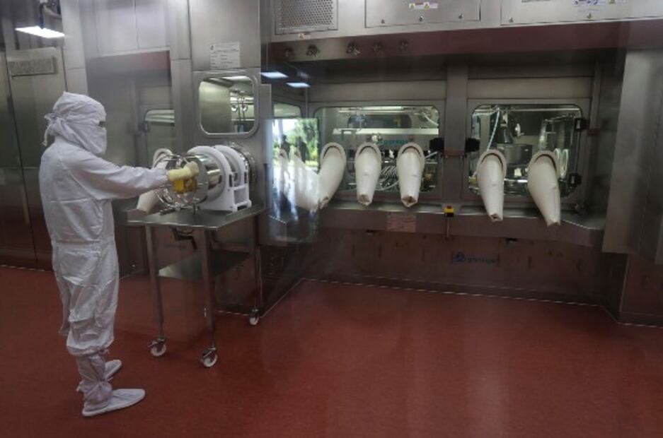 Lo que sabemos del incendio en la fábrica que más vacunas produce contra el Covid en India