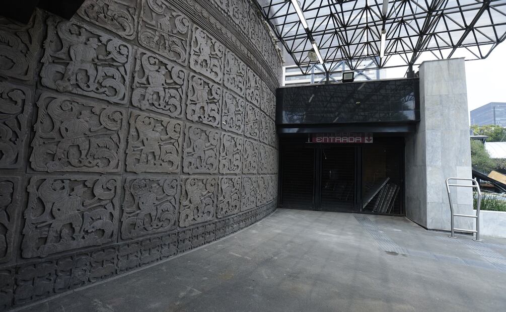 Martí Batres entrega obras de rehabilitación de Glorieta de Insurgentes. Foto: Fernanda Rojas