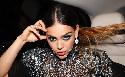 Danna Paola impacta con aretes de 500 mil pesos y diseño mexicano