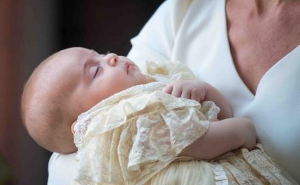 La reina Isabel II no asistió al bautizo del príncipe Luis