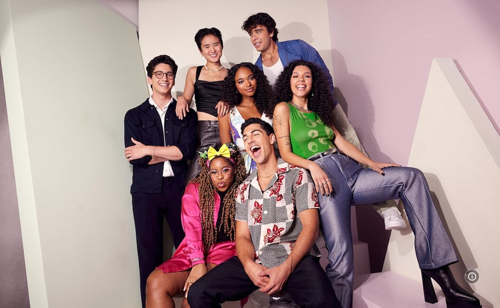 Kylee Russell, Carla Jeffery, Milo Manheim, Chandler Kinney, Trevor Tordjman, Pearce Joza, Terry Hu, Kyra Tantao en "Zombies 3".