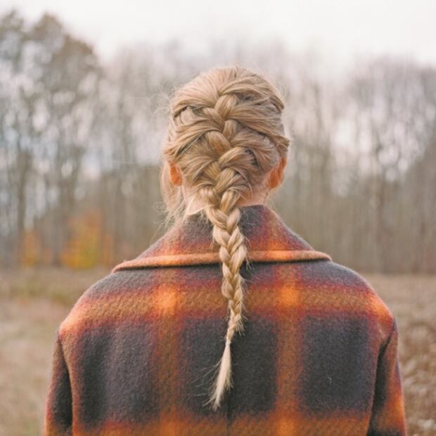 Taylor Swift celebra en la cima