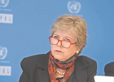 "Urge romper el silencio estadístico", dice Alicia Bárcena de la Cepal sobre la mujer en la economía