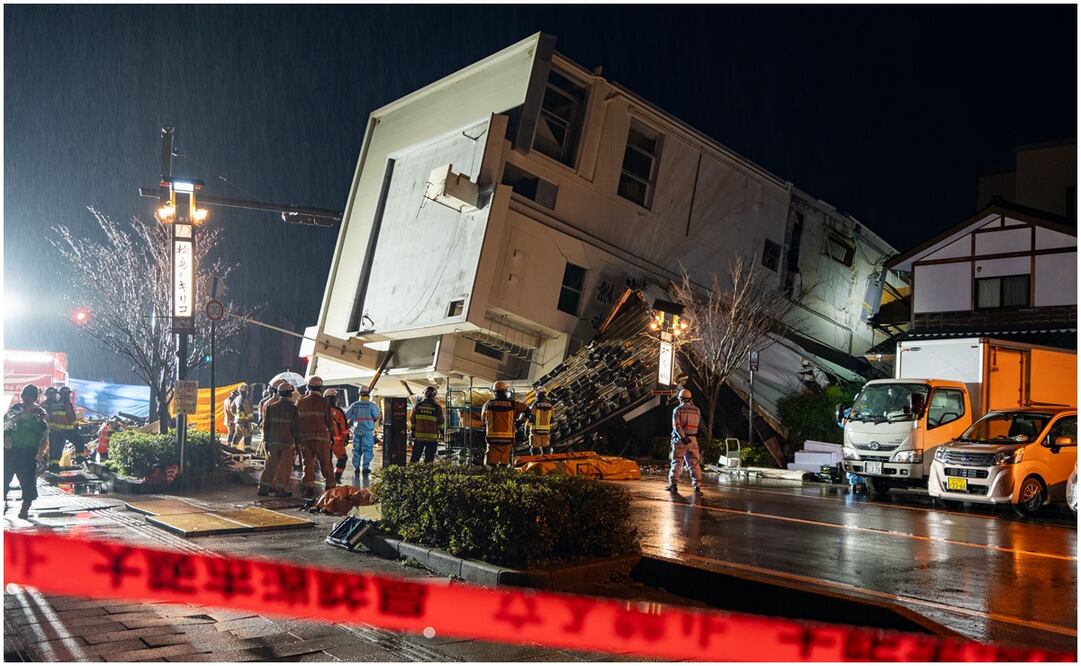 Bomberos realizan labores de rescate tras los terremotos, en Wajima, en la prefectura de Ishikawa, Japón. Foto: Zhang Xiaoyu/ Xinhua