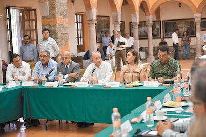 Piden actuar ante retos climáticos