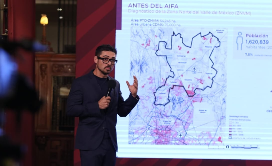 El secretario Román Meyer expuso las obras de desarrollo urbano en las inmediaciones del nuevo Aeropuerto Internacional Felipe Ángeles. Foto: Carlos Mejía