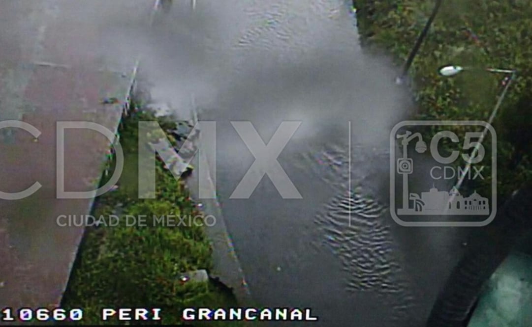 Encharcamiento en Gran Canal, colonia Nueva Atzacoalco. (Foto: Twitter @C5_CDMX)