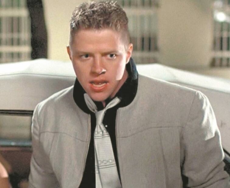 "Volver al futuro" toca el éxito como esfera de adivino 