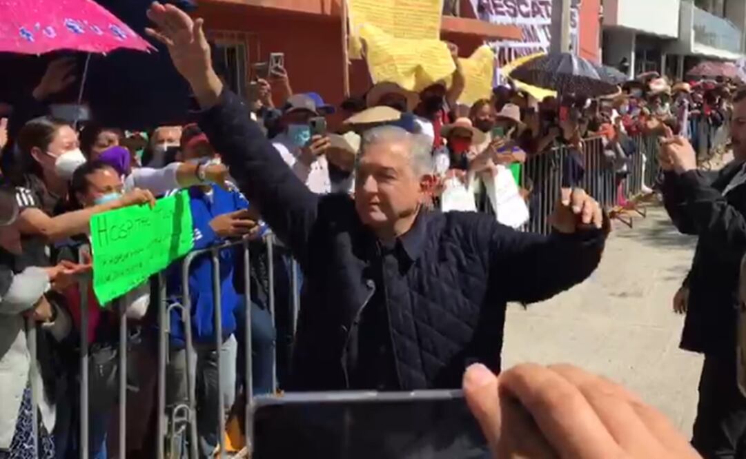 En Cuautepec de Hinojosa, el presidente se mostró sin cubrebocas. Foto: Captura de pantalla