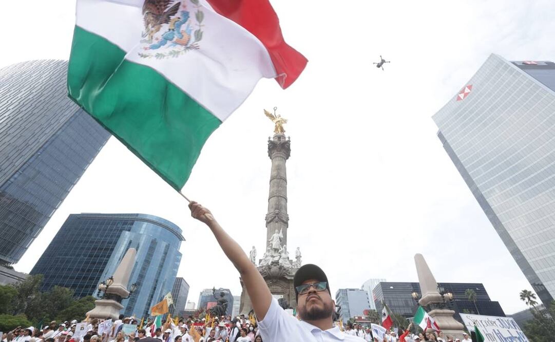 Al referirse a la discusión que se lleva a cabo hoy en el Senado para aprobar la iniciativa de reforma al Poder Judicial, Baker añadió que el punto es que “una vez que la confianza se pierde o se dilapida traerla de vuelta es muy difícil”. Foto: Gabriel Pano. EL UNIVERSAL