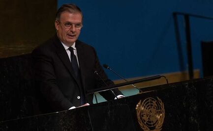 Ebrard anuncia creación de fondo para impulsar proyectos de mujeres 