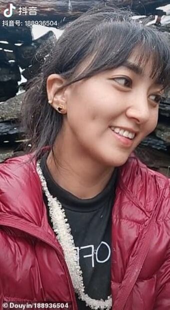 Ejecutan a hombre que quemó viva a influencer china mientras transmitía en redes sociales 