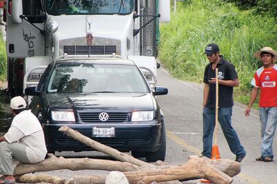 Amagan con bloqueo total de carretera si no liberan a Cemeí