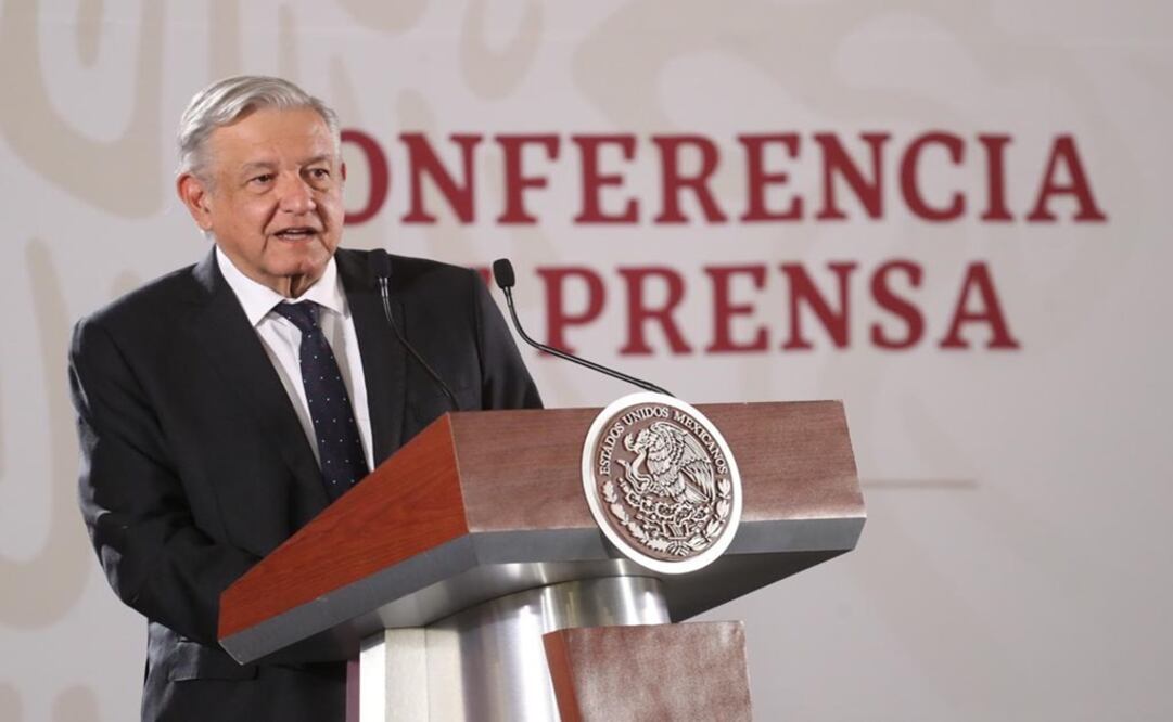 Durante su conferencia de prensa matutina, el mandatario fue cuestionado sobre la consulta someter a juicio político a los últimos 5 expresidentes. FOTO: GERMÁN ESPINOSA/ EL UNIVERSAL 