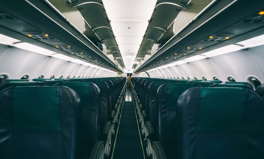 Existen sitios web que analizan todos los asientos en un avión para recomendarte el mejor. Foto: Unsplash/ JC Gellidon