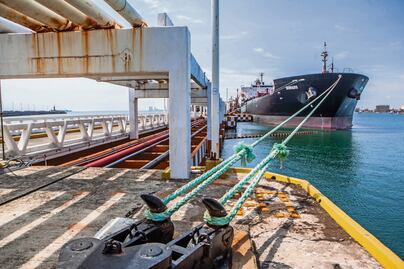 México vendió tres millones de barriles de petróleo a Cuba