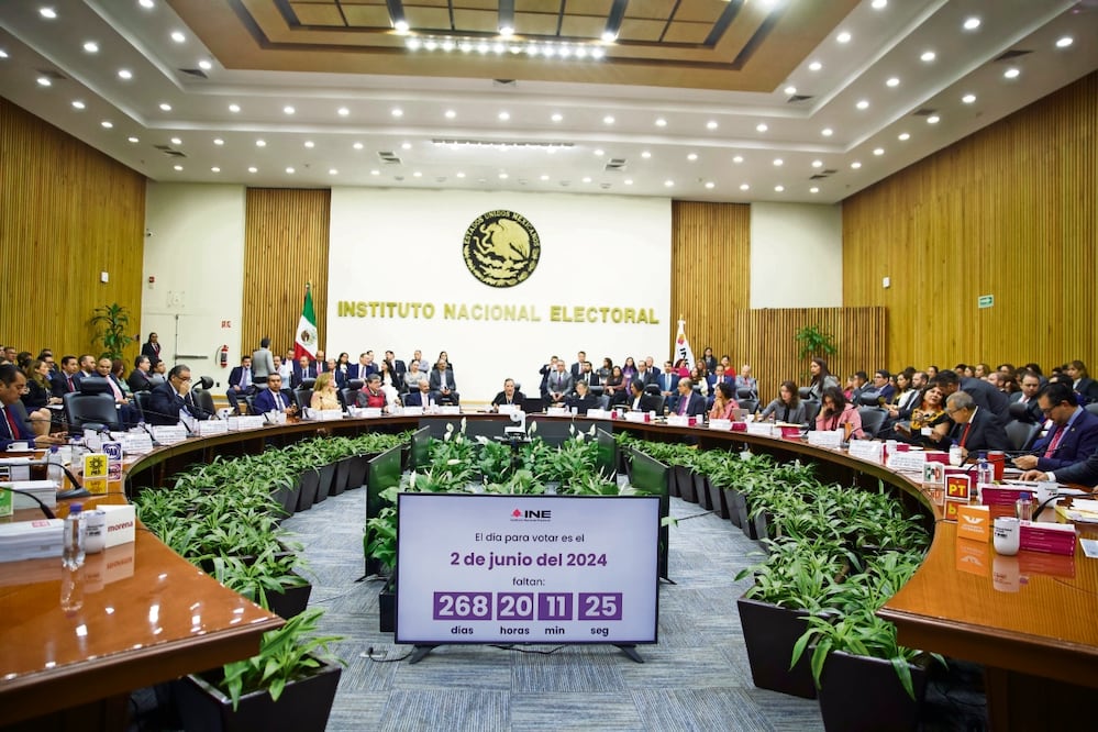  INE da  banderazo de salida a proceso electoral