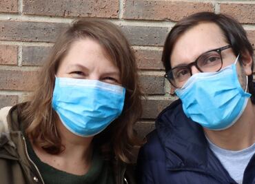 "El miedo ya no es al Covid, es a lo que decidan hacer con tu cuerpo": pareja argentina narra confinamiento en Shanghái