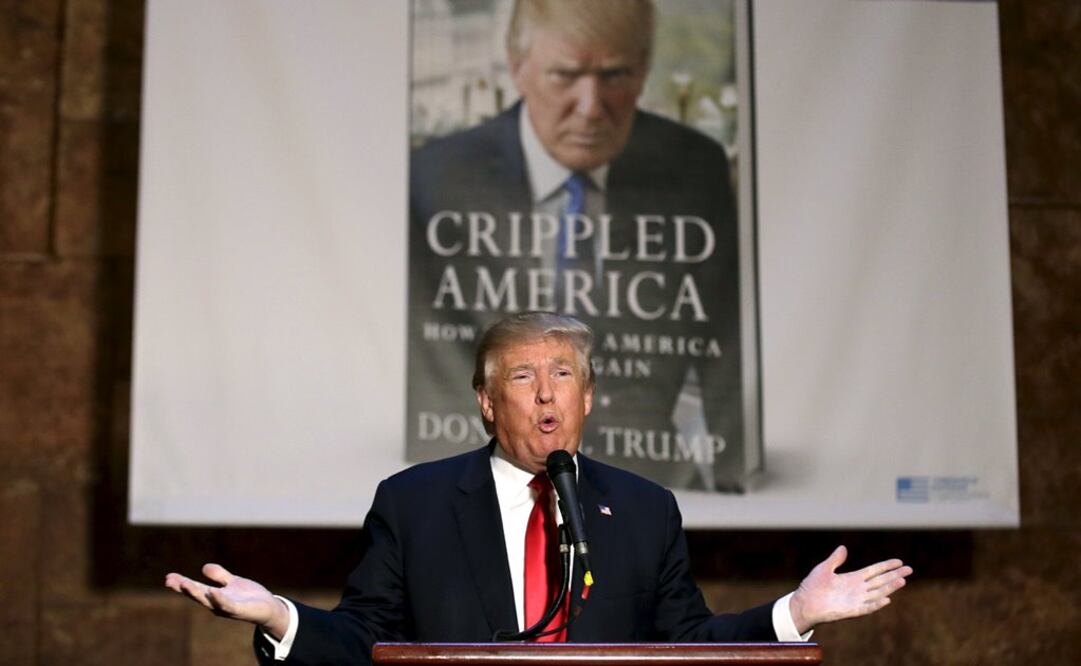 "Los hispanos me aman...compran mis departamentos y trabajan para mí en millares", dijo el magnate en la presentación de su libro 