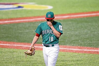 Compañeros de equipo respaldan a Roberto Osuna