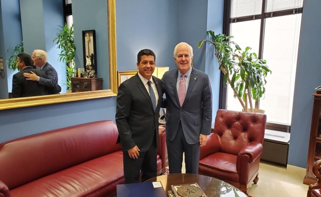 Este lunes, el gobernador Francisco García Cabeza de Vaca se reunió con el senador por Texas, John Corny. Foto: Especial