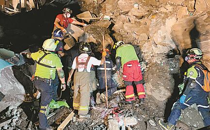 Encuentran los cuerpos de Paola y su hijo Jorge en el Chiquihuite