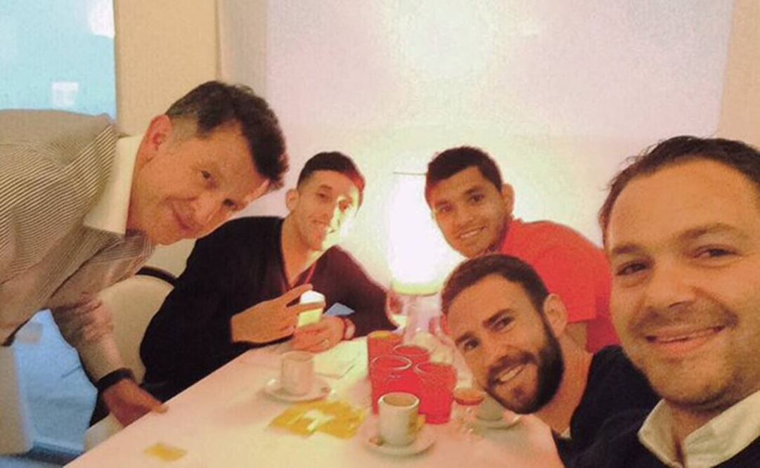 Foto tomada de Twitter (@Miguel_layun)