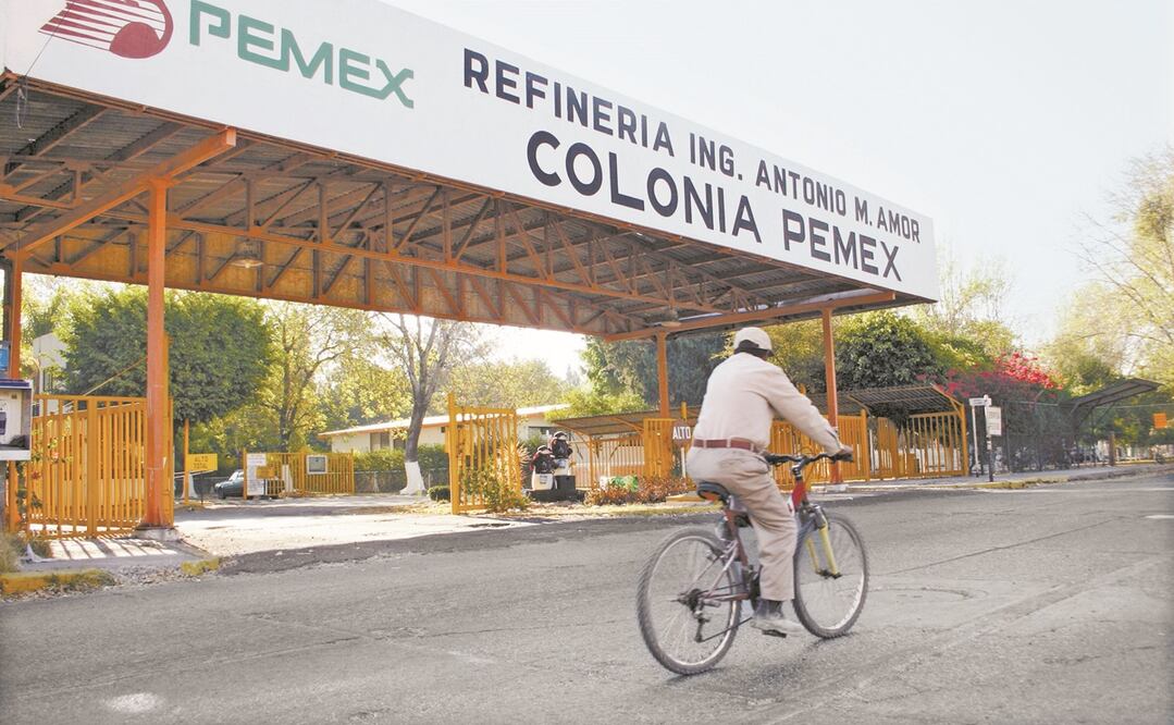 La reforma en materia de hidrocarburos de la 4T “afecta la competencia y el desarrollo de dicho sector”, al dar más poder a Pemex, estableció el juez federal. Foto: ARCHIVO EL UNIVERSAL  