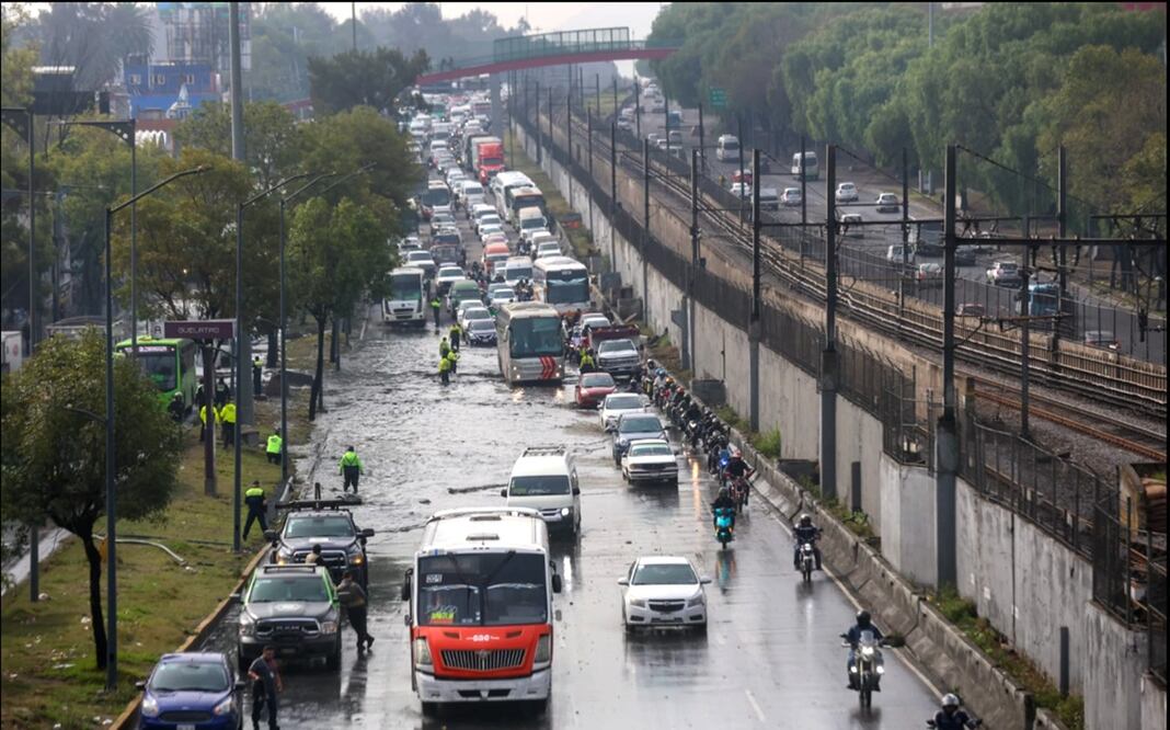Procura no conducir por vialidades solitarias para mantenerte seguro en tu viaje. Foto: Francisco Rodríguez / EL UNIVERSAL