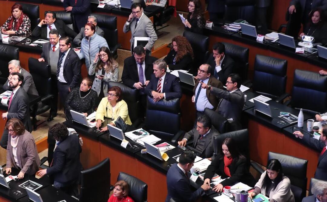 Senadores de oposición presentan acción de inconstitucionalidad contra superdelegados
