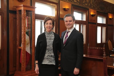 Roberta Jacobson se reúne con Aurelio Nuño