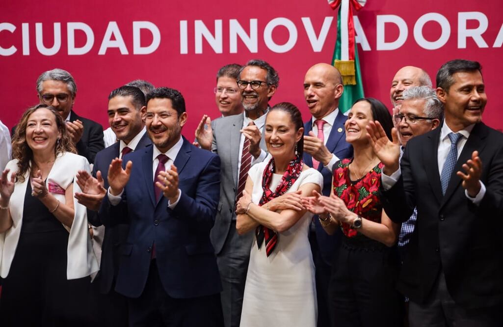 Sheinbaum anuncia que pedirá licencia para dejar el cargo. FOTO: Hugo Salvador/ EL UNIVERSAL/