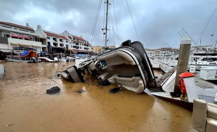 FOTOS: Huracán Lorena causa inundaciones y deslaves en Baja California Sur; avanza al norte del estado