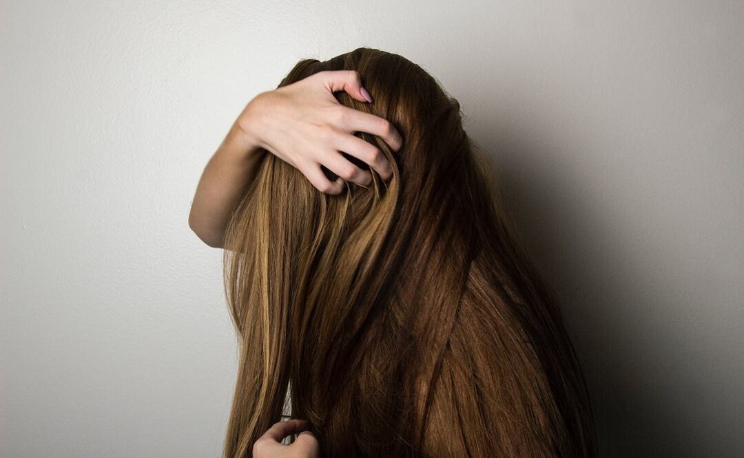 Algunos ingredientes naturales que tienes en tu cocina te pueden ayudar a evitar la caída del pelo / Foto: Unsplash
