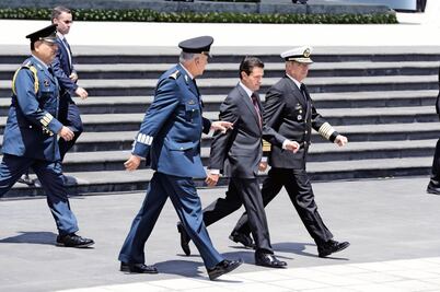 Ejército salió a las calles a petición de afectados: EPN