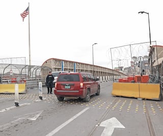 Frontera norte seguirá cerrada, acuerdan