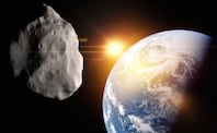 Asteroide “dios del caos” Apophis se acercará a la Tierra: cuándo pasará y cómo podrá verse a simple vista. Foto: Canva