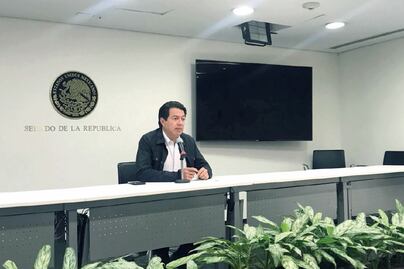 Morena plantea quitar seguro de gastos médicos, celulares, vales de gasolina y autos a diputados