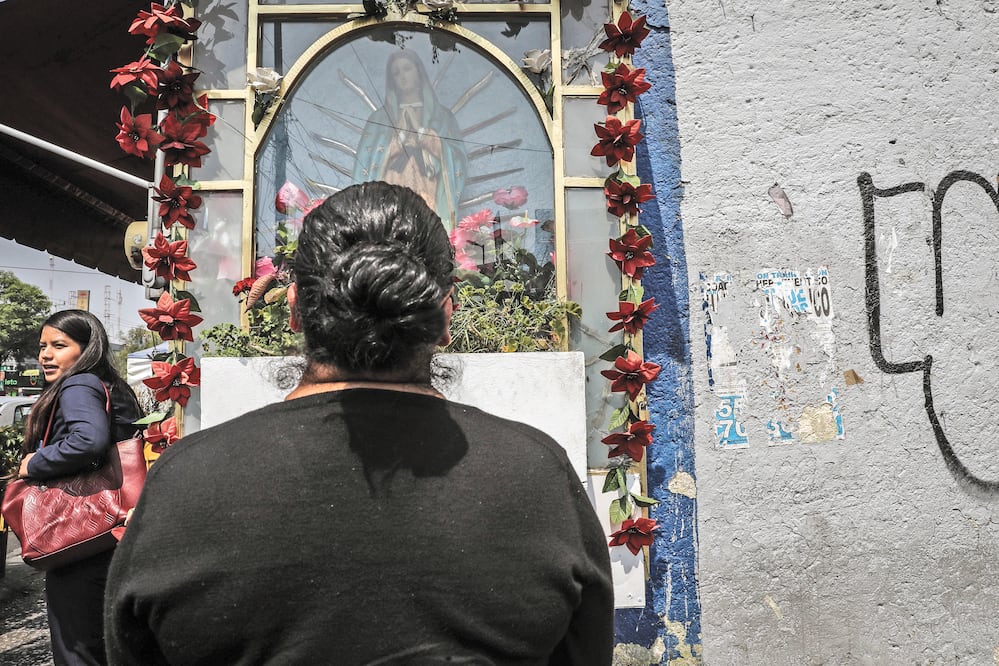 Tras la desaparición de su hija, Romina acudió al Centro de Apoyo a Personas Extraviadas y Ausentes (CAPEA) para que buscaran a Sandra . Las autoridades “me decían que volviera al día siguiente, que me tenía que esperar”, relata. Foto: JUAN CARLOS REYES